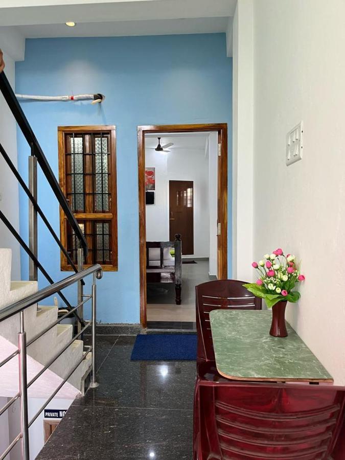 Chez Prabha Homestay ポンディシェリ エクステリア 写真