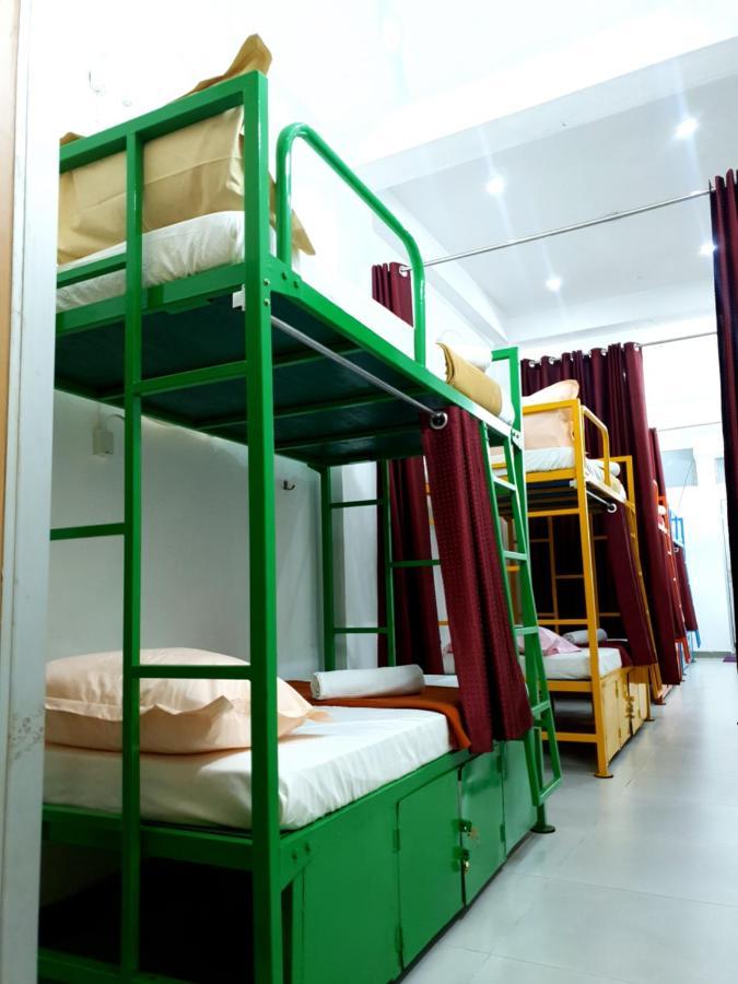 Chez Prabha Homestay ポンディシェリ エクステリア 写真