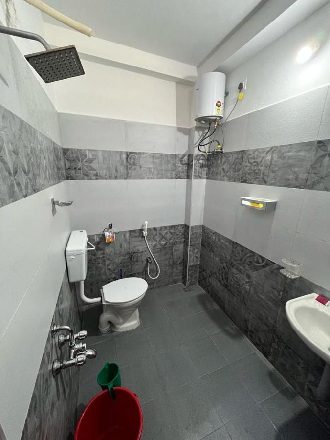 Chez Prabha Homestay ポンディシェリ エクステリア 写真